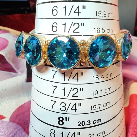 New With Tag Faceted Acrylic/Glass Old-time Stretch Bracelets Size 7 - Picture 3 of 3